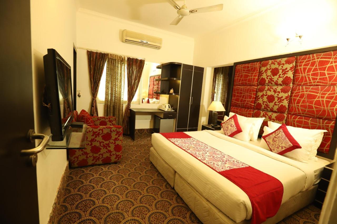 Hotel Capitol Hills - Greater Kailash Delhi Nowe Delhi Zewnętrze zdjęcie