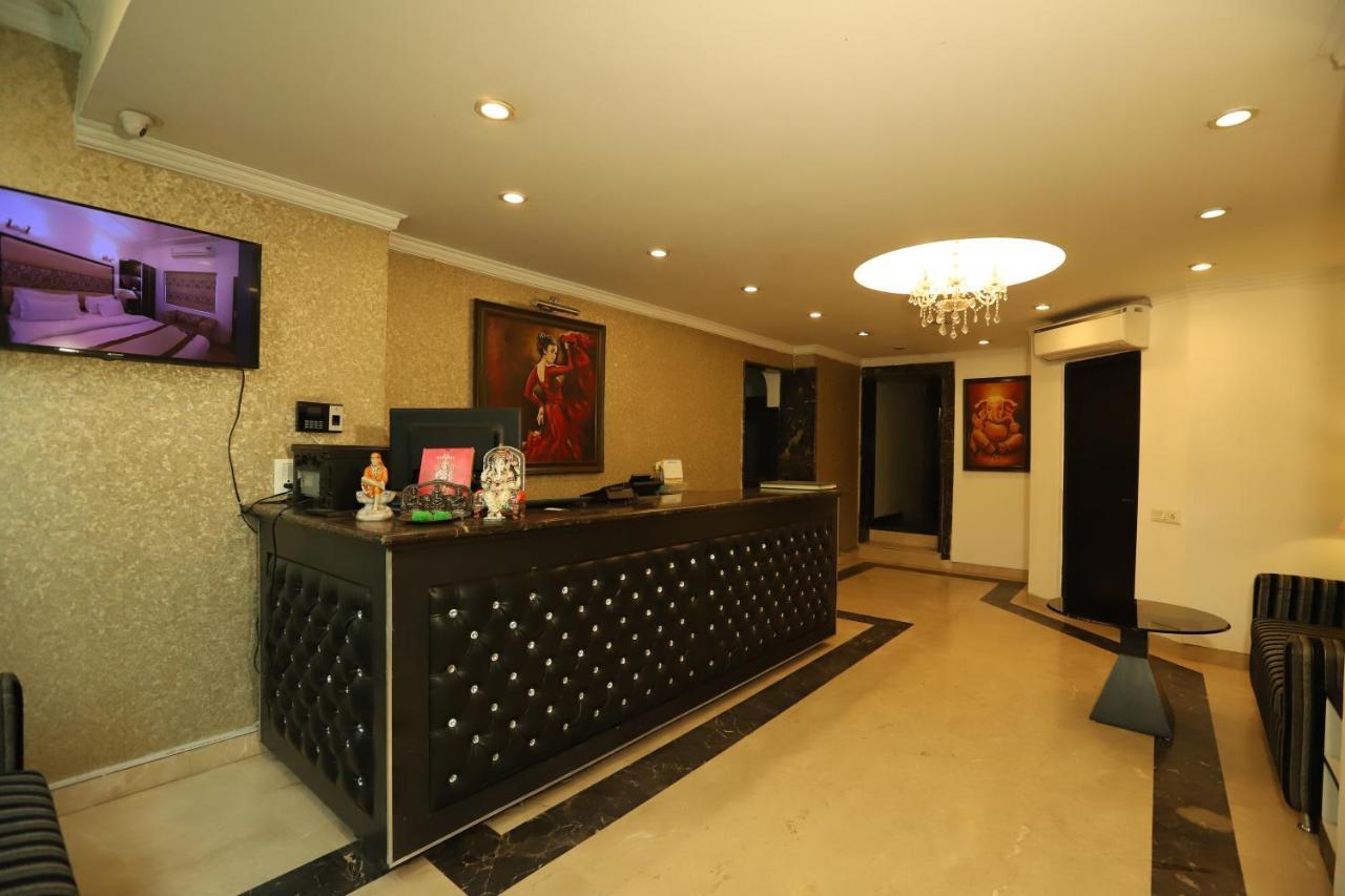 Hotel Capitol Hills - Greater Kailash Delhi Nowe Delhi Zewnętrze zdjęcie