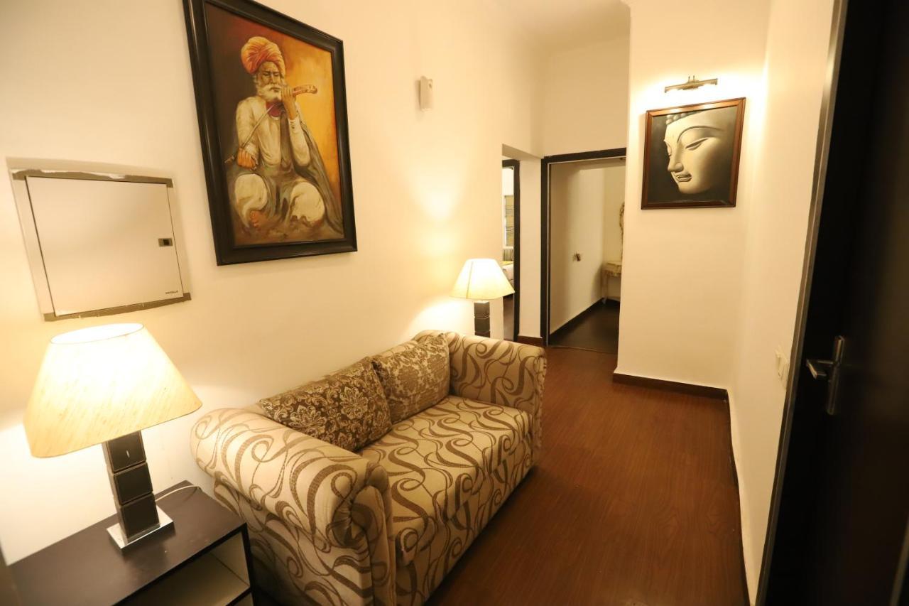 Hotel Capitol Hills - Greater Kailash Delhi Nowe Delhi Zewnętrze zdjęcie