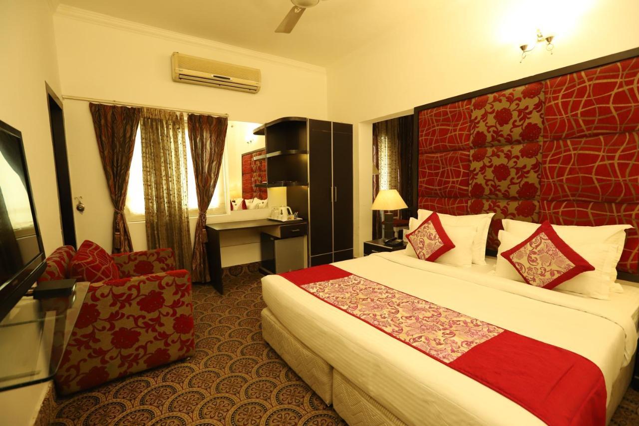 Hotel Capitol Hills - Greater Kailash Delhi Nowe Delhi Zewnętrze zdjęcie