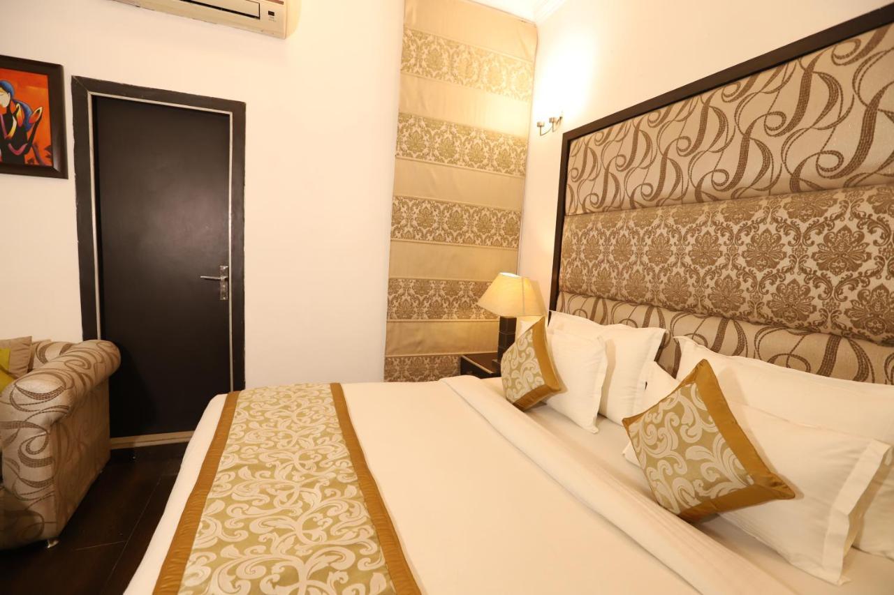 Hotel Capitol Hills - Greater Kailash Delhi Nowe Delhi Zewnętrze zdjęcie