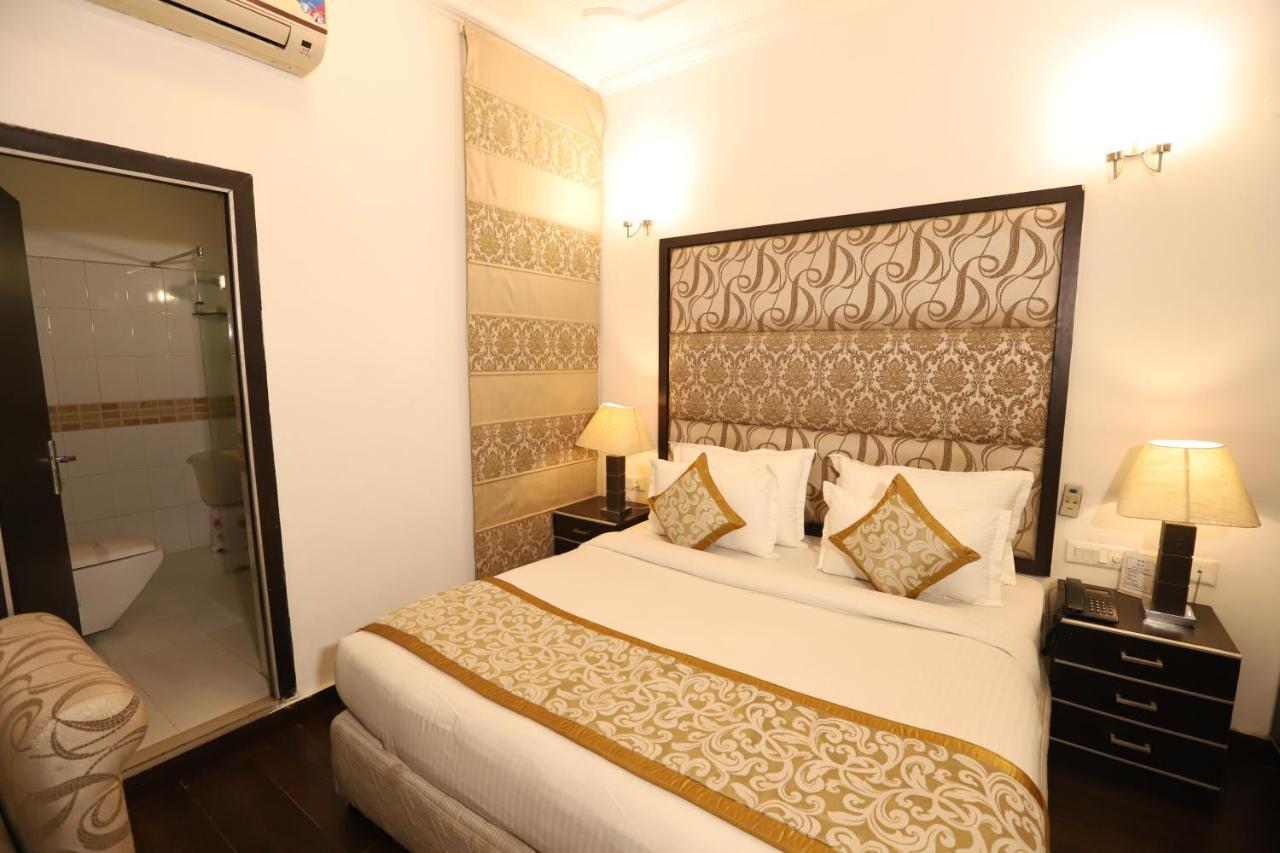 Hotel Capitol Hills - Greater Kailash Delhi Nowe Delhi Zewnętrze zdjęcie
