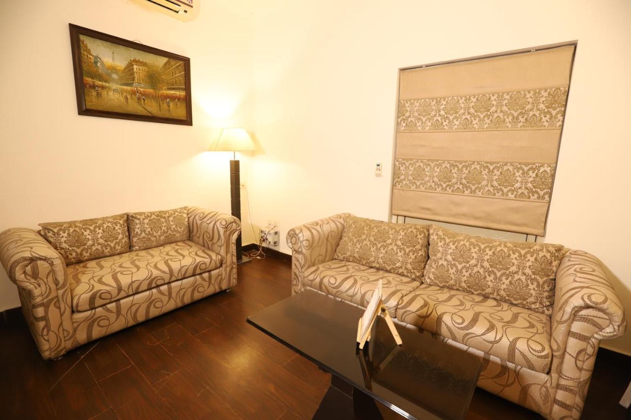 Hotel Capitol Hills - Greater Kailash Delhi Nowe Delhi Zewnętrze zdjęcie