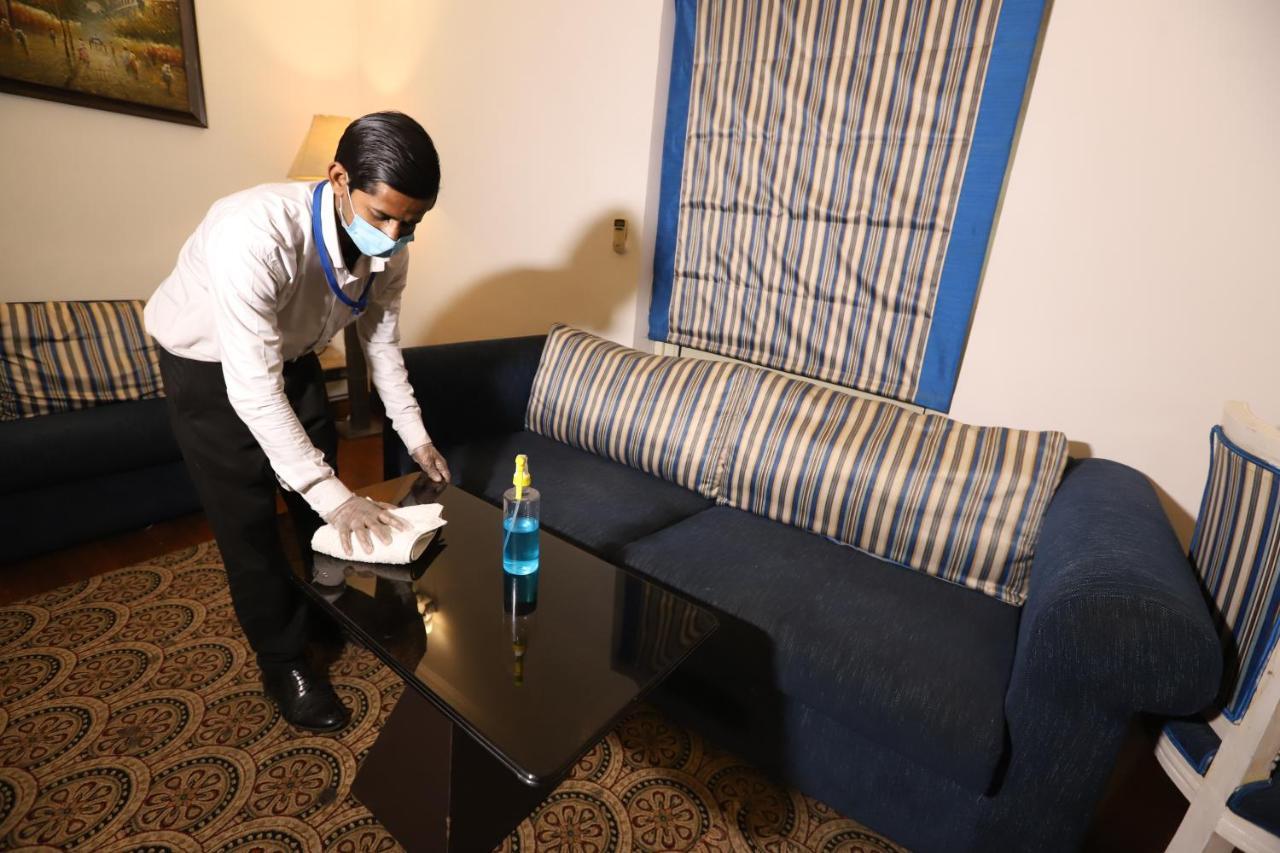 Hotel Capitol Hills - Greater Kailash Delhi Nowe Delhi Zewnętrze zdjęcie