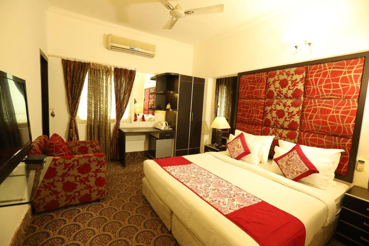 Hotel Capitol Hills - Greater Kailash Delhi Nowe Delhi Zewnętrze zdjęcie